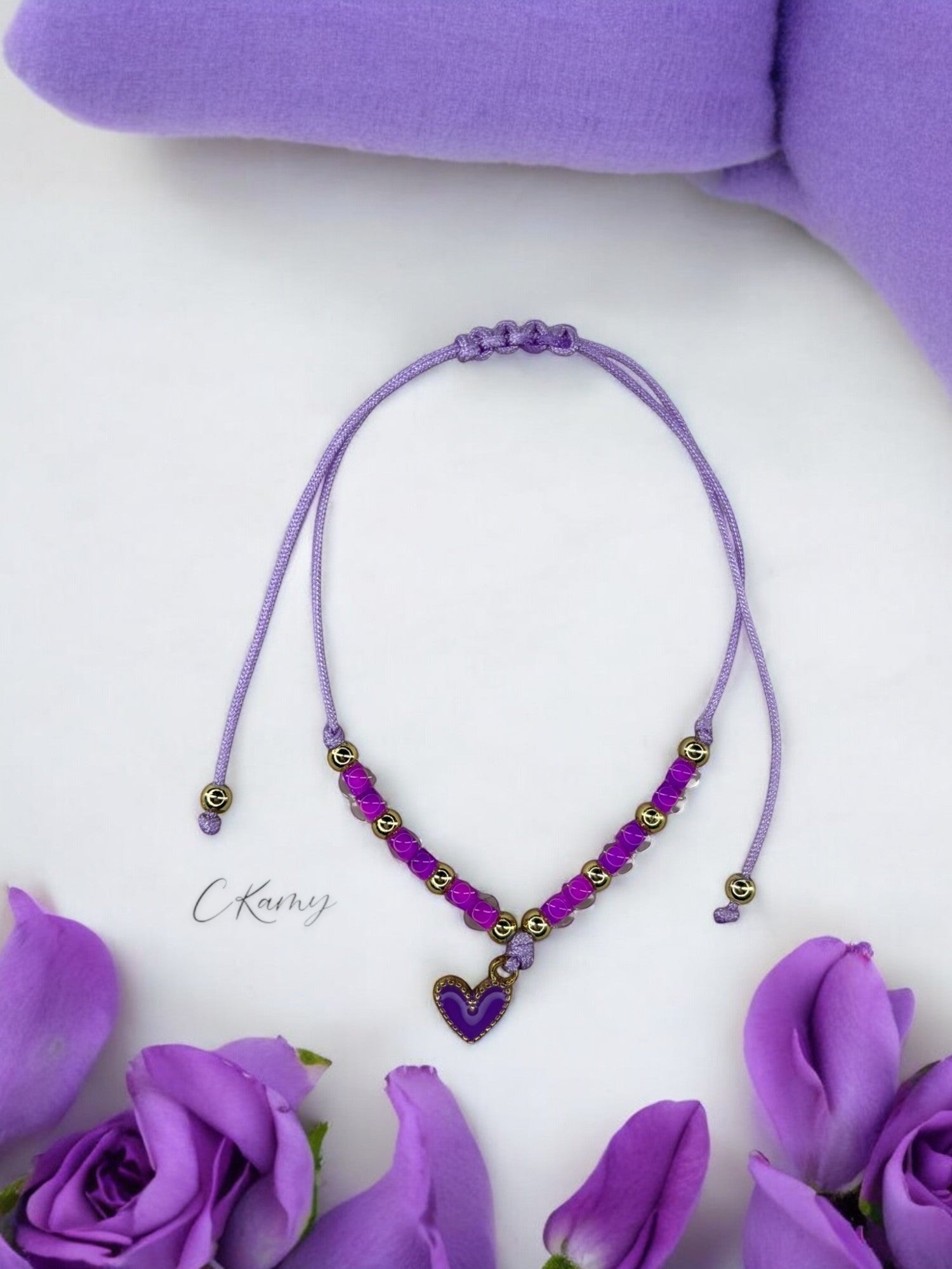 Bracelet enfant cordon accroche coeur violet