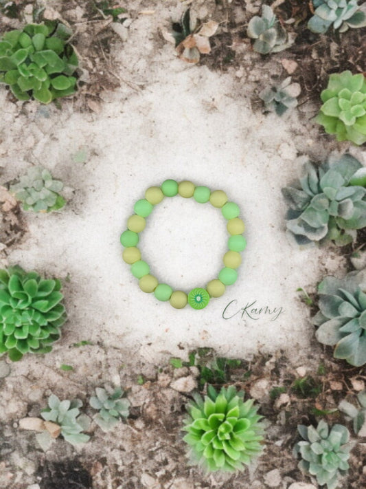 Bracelet enfant fruits kiwi perles jaune vert