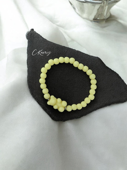 Bracelet enfant nounours perles jaune clair
