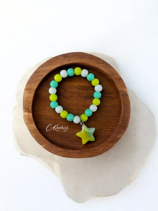 Bracelet enfant perles vert jaune