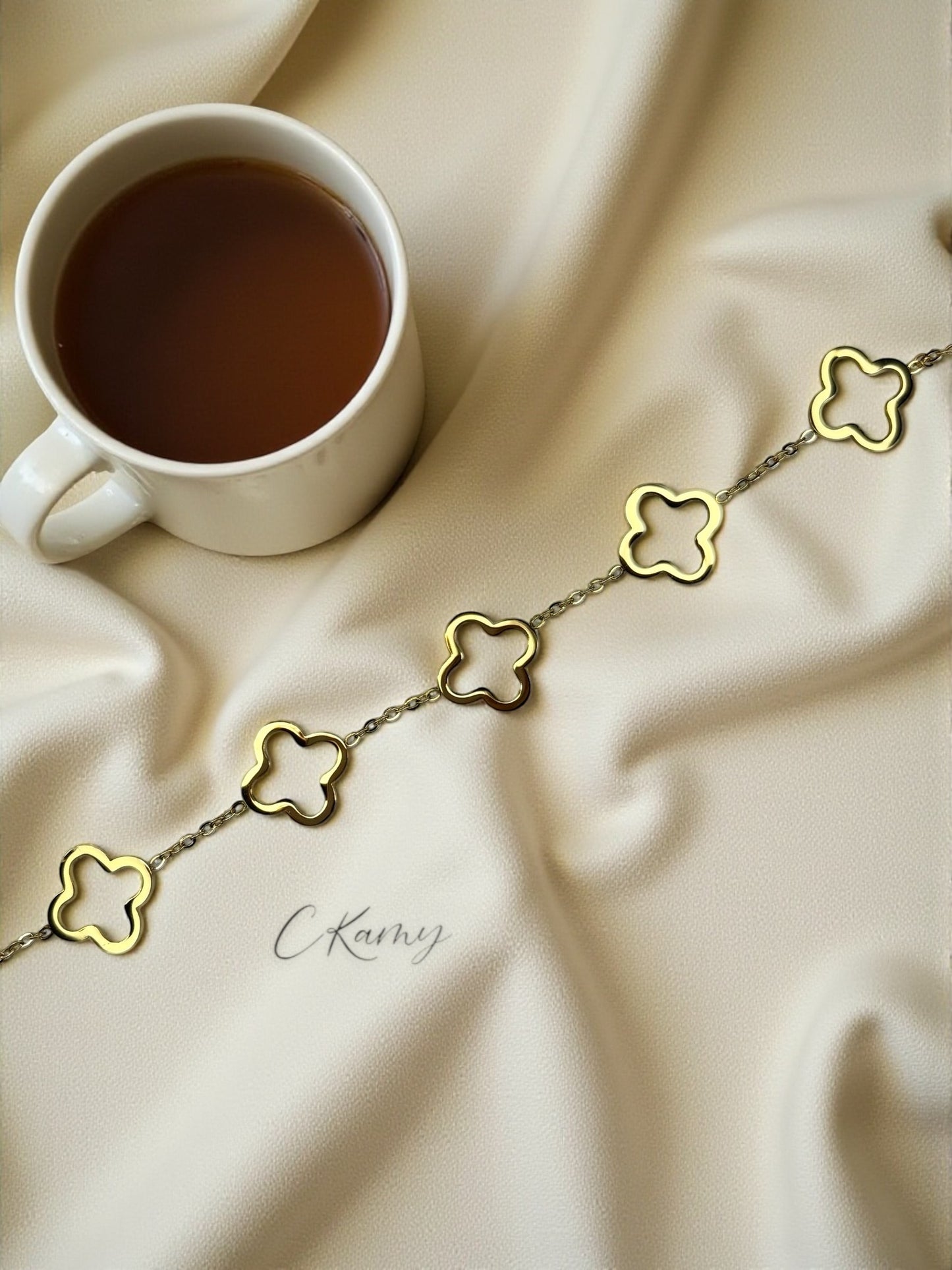 Bracelet femme chaînette doré trèfles doré