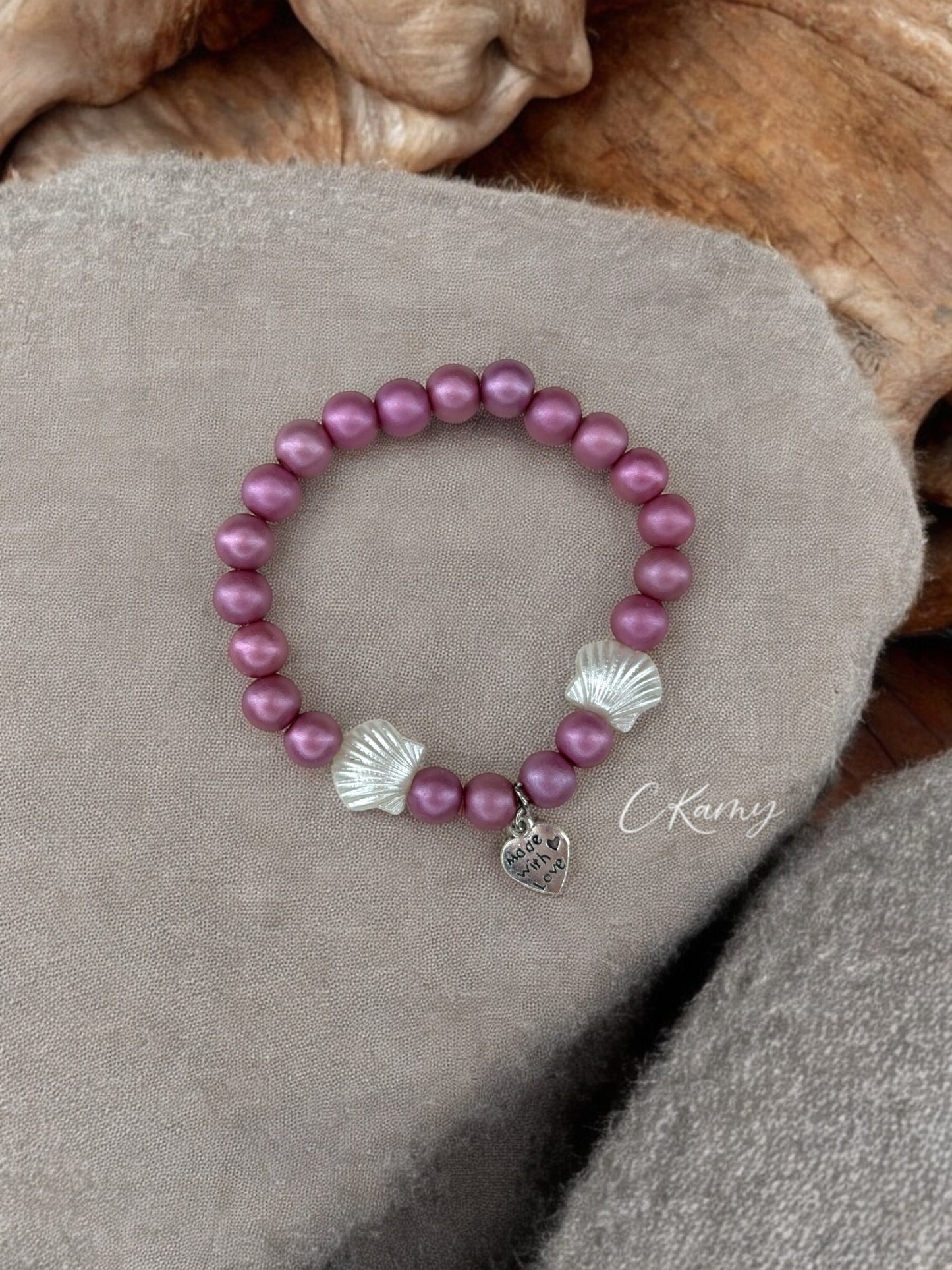 Bracelet femme coquillage nacré coeur violet clair mat