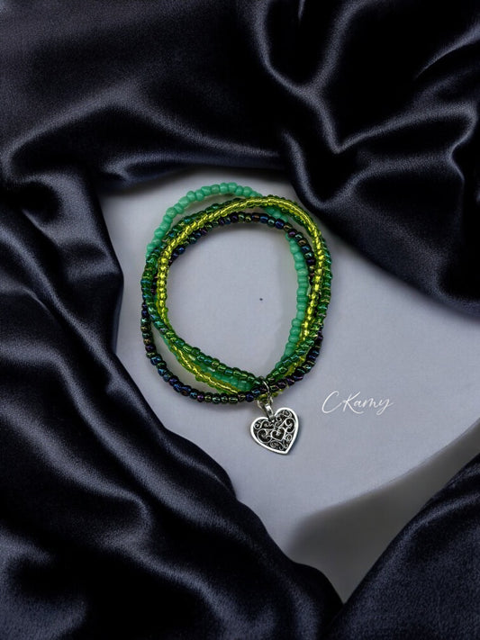 Bracelet femme multi rocailles coeur ancien vert