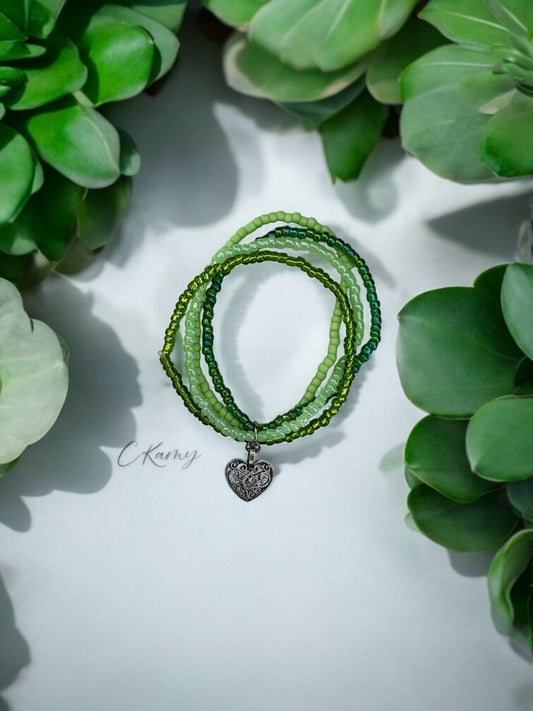 Bracelet femme multi rocailles coeur ancien vert 1