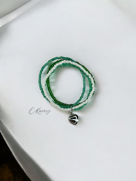 Bracelet femme multi rocailles coeur bombé vert