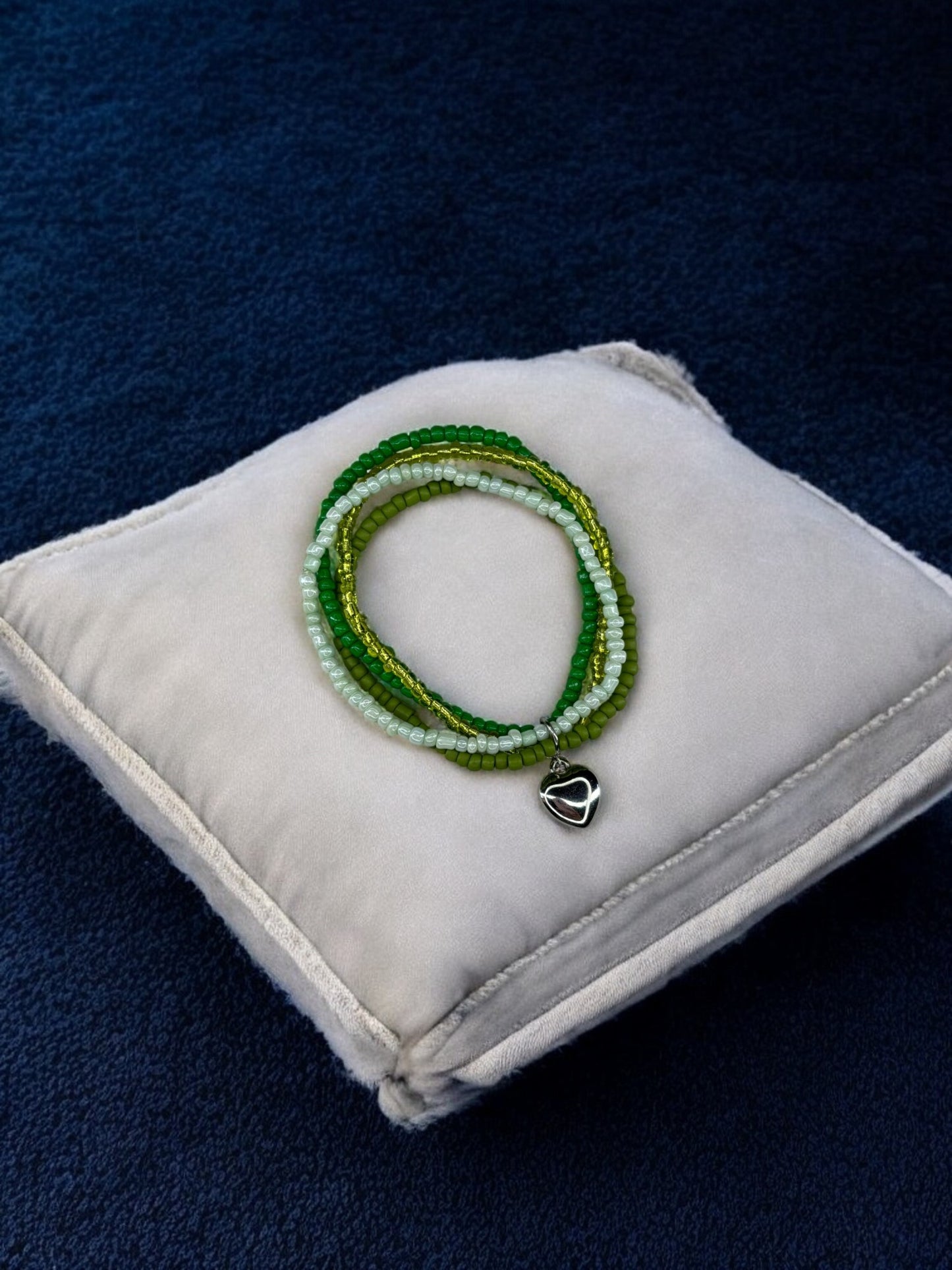 Bracelet femme multi rocailles coeur bombé vert 1