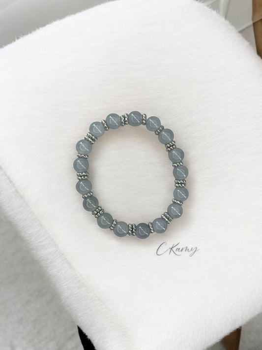 Bracelet femme perles de verre intercalaire argent gris