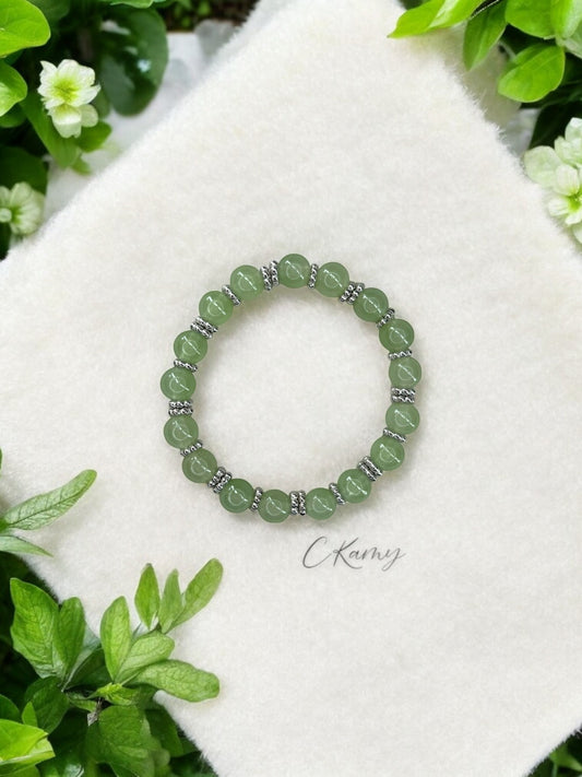 Bracelet femme perles de verre intercalaire argent vert sauge