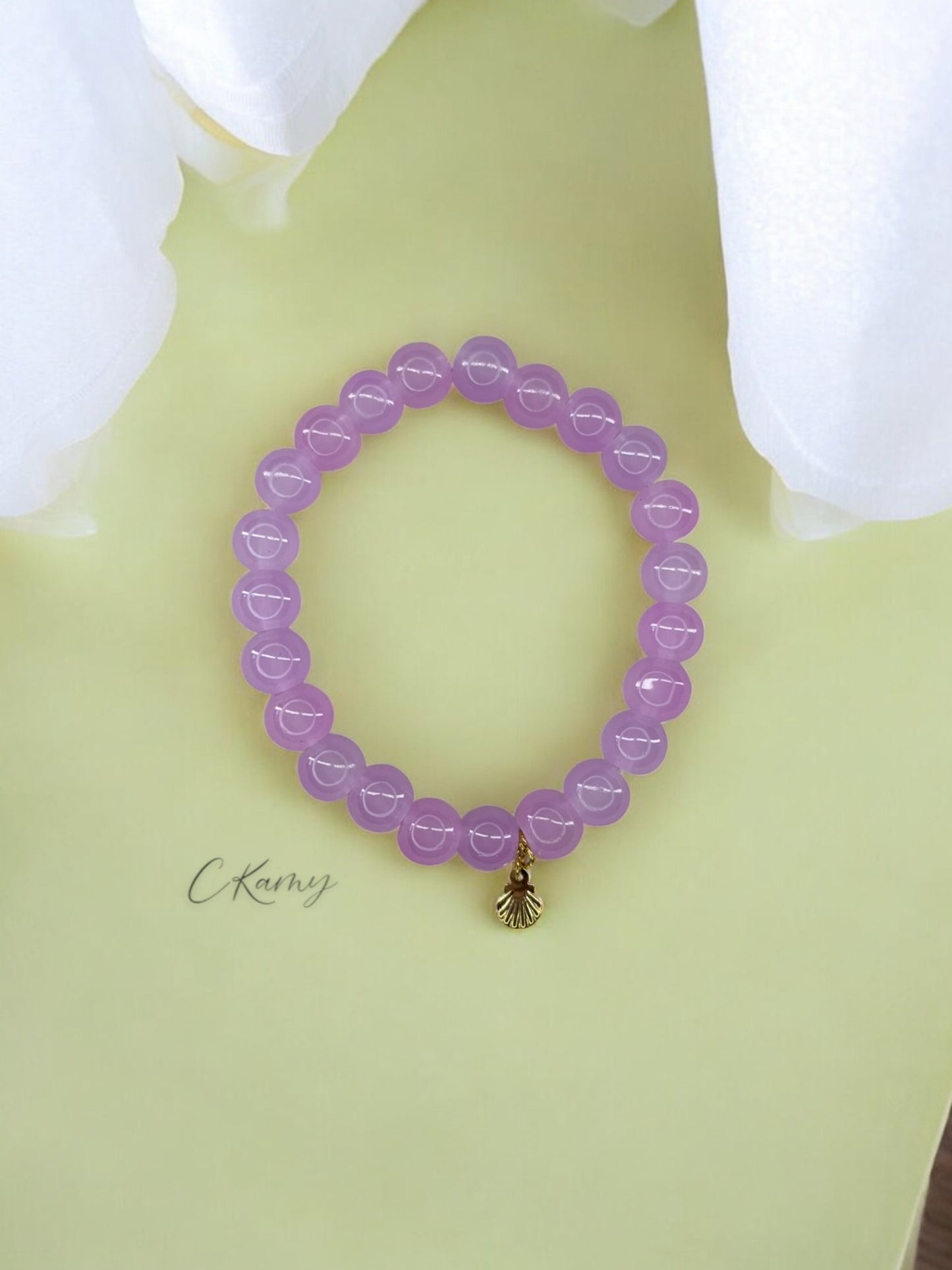 Bracelet femme perles de verres coquillage doré violet