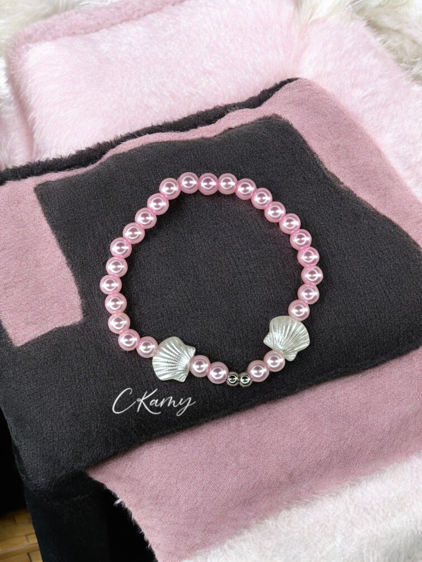 Bracelet femme perles nacrées rose coquillages