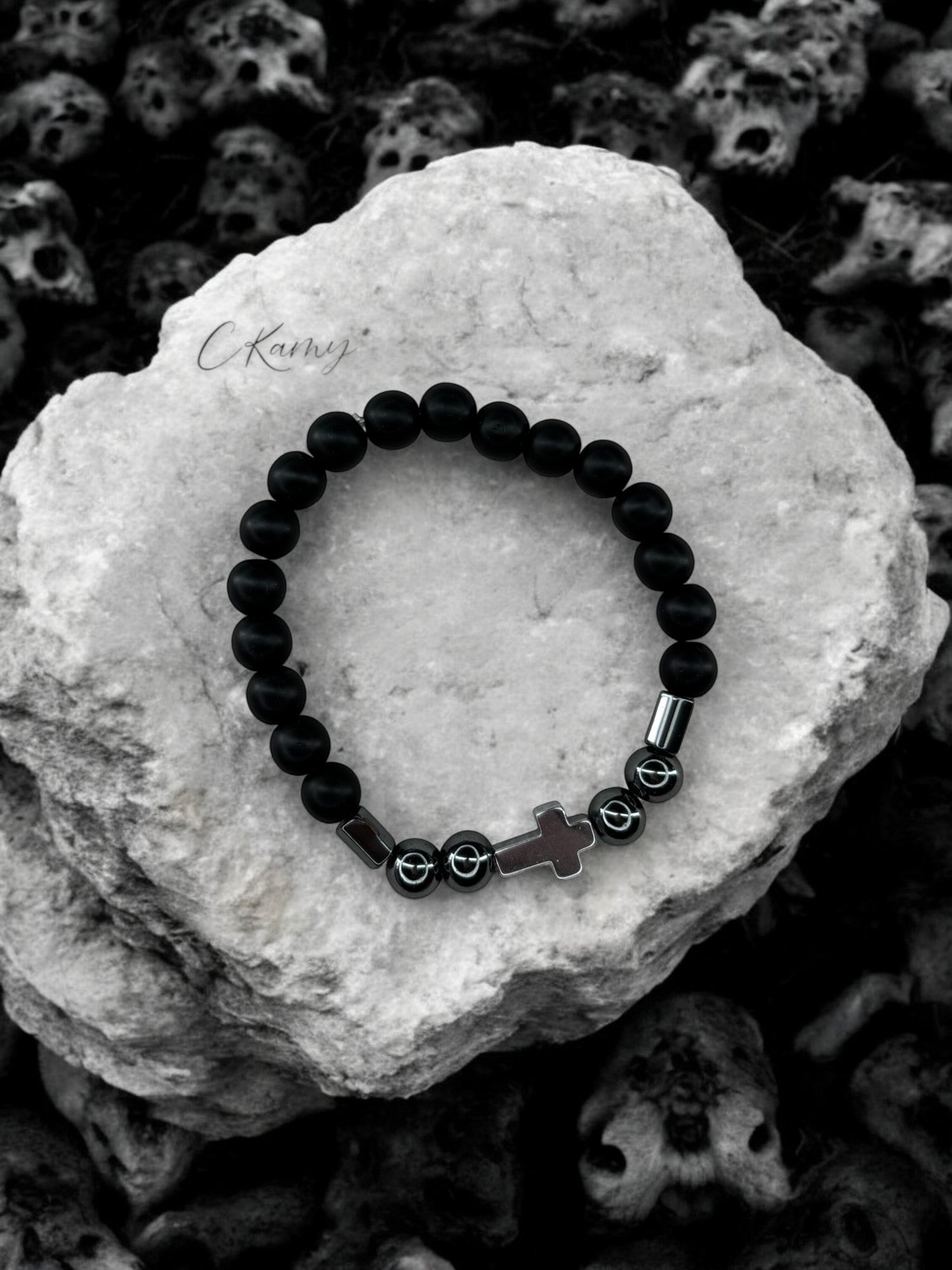 Bracelet homme croix noir brillant perles noir noir brillant