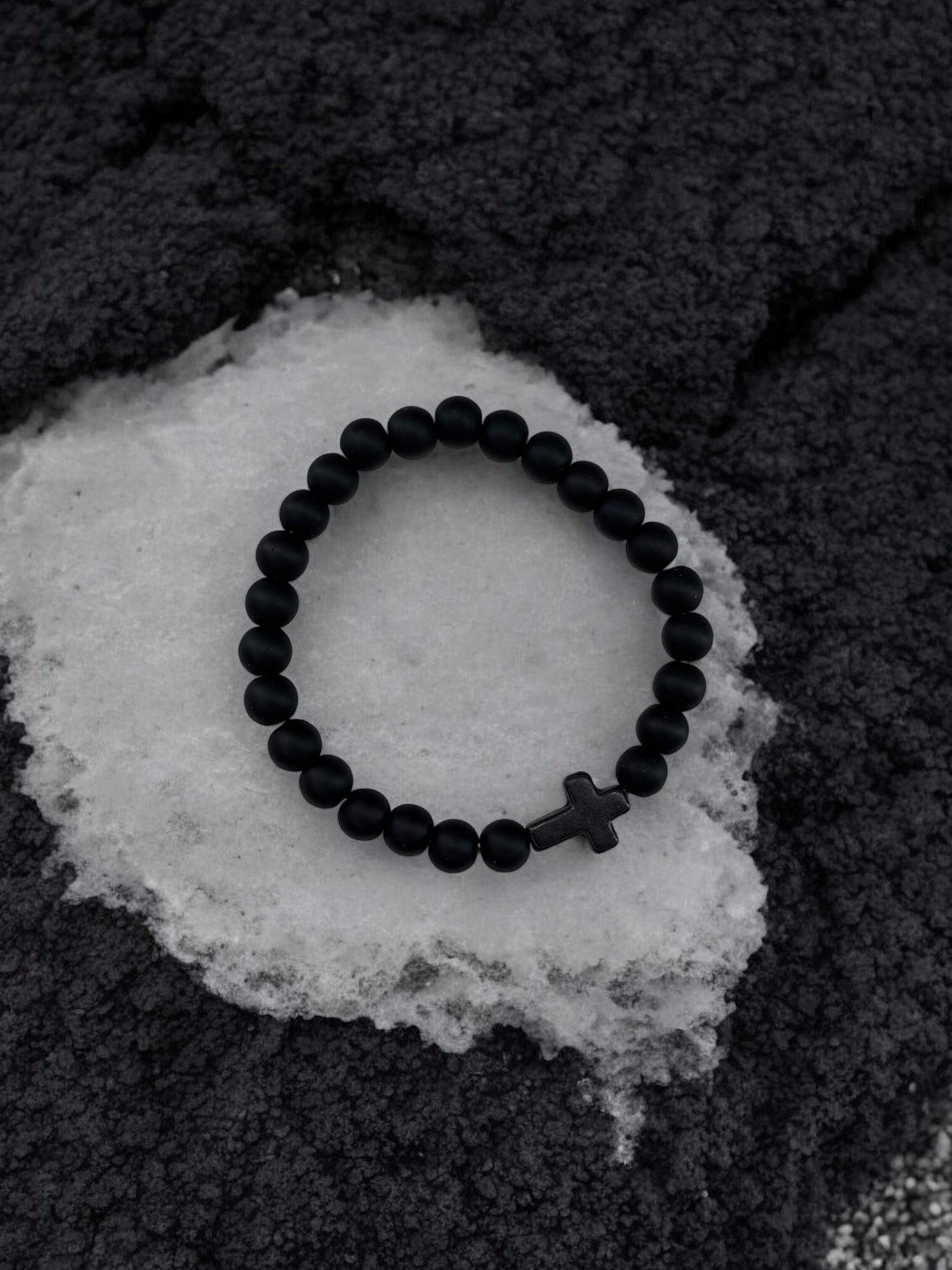 Bracelet homme croix noir perles noir simple