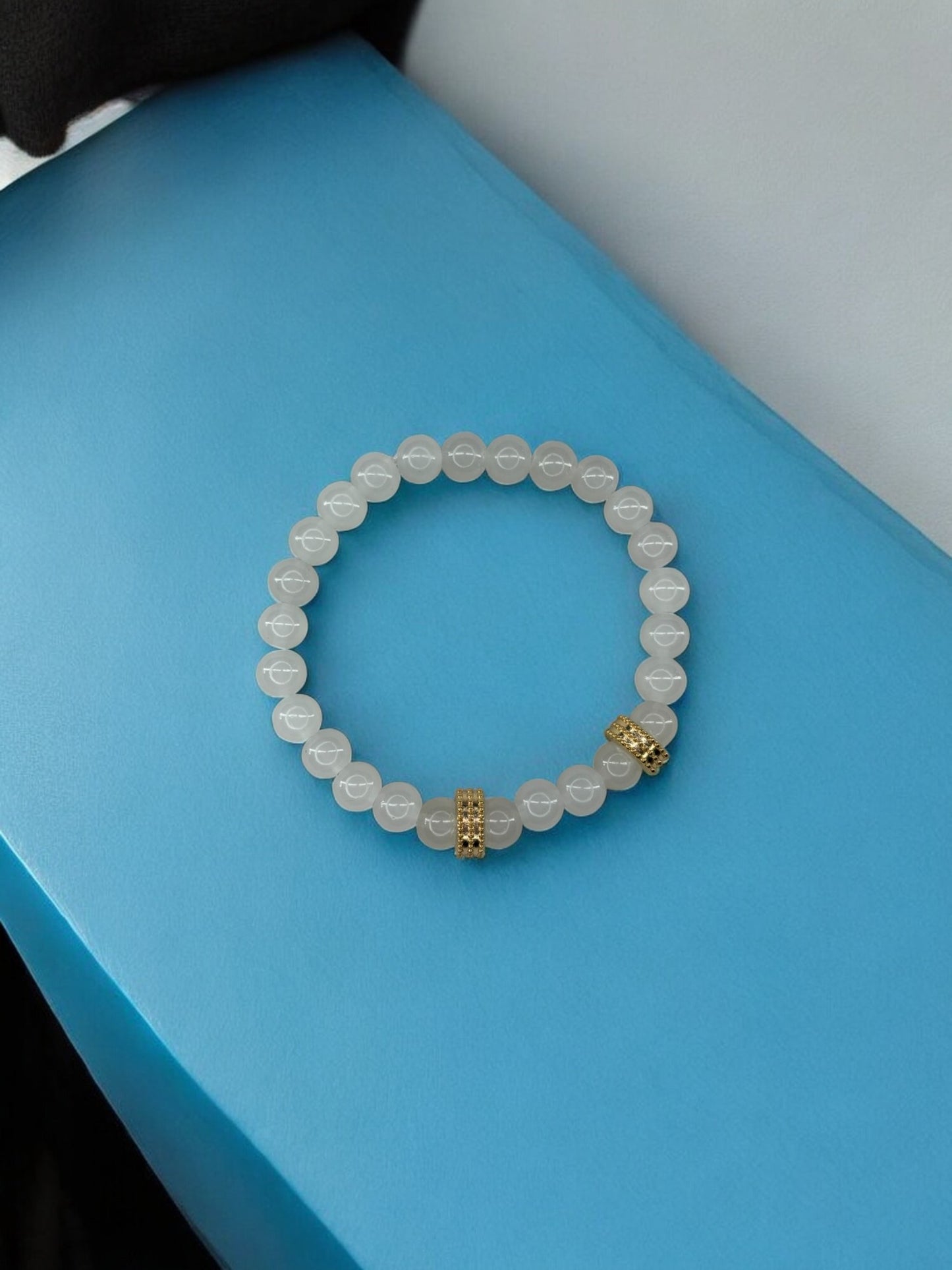 Bracelet homme perles doré perles blanc gris