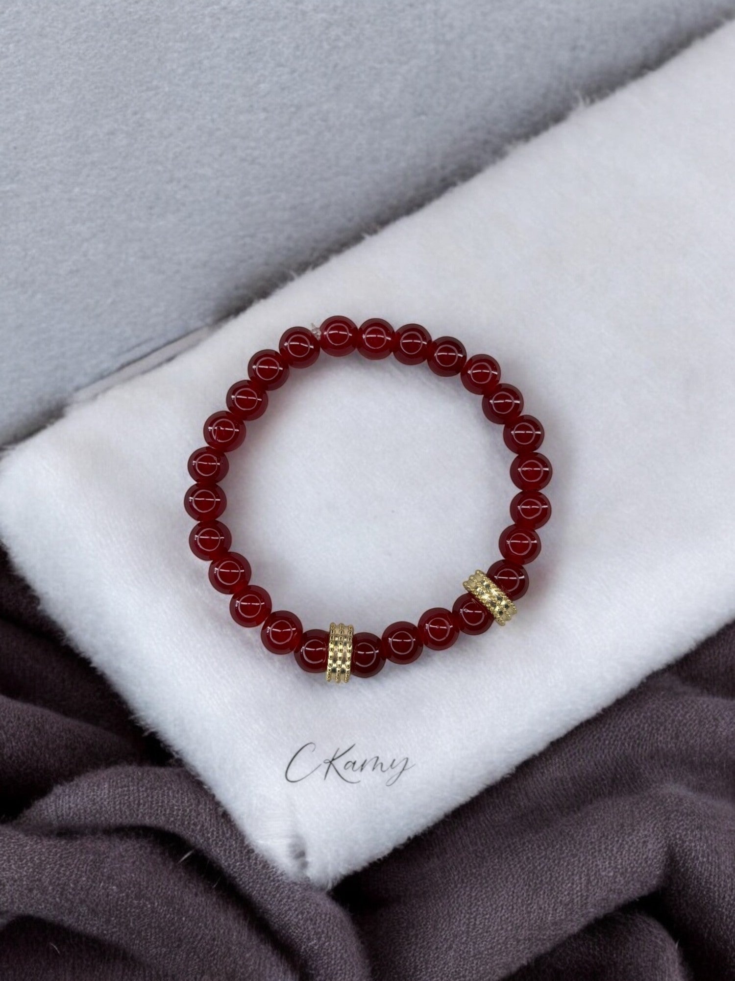Bracelet homme perles doré perles rouge