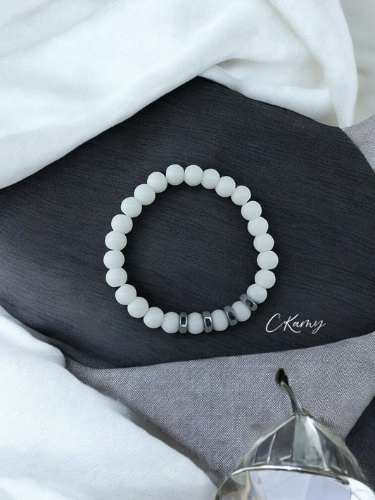 Bracelet homme quatre écrous perles blanc