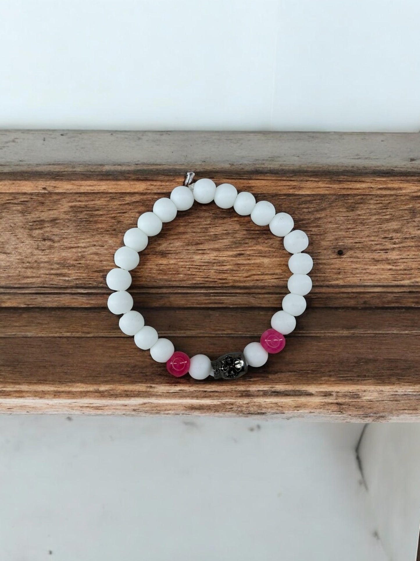 Bracelet homme tête de mort blanc rose