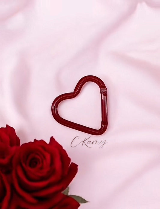 Mousqueton coeur rouge