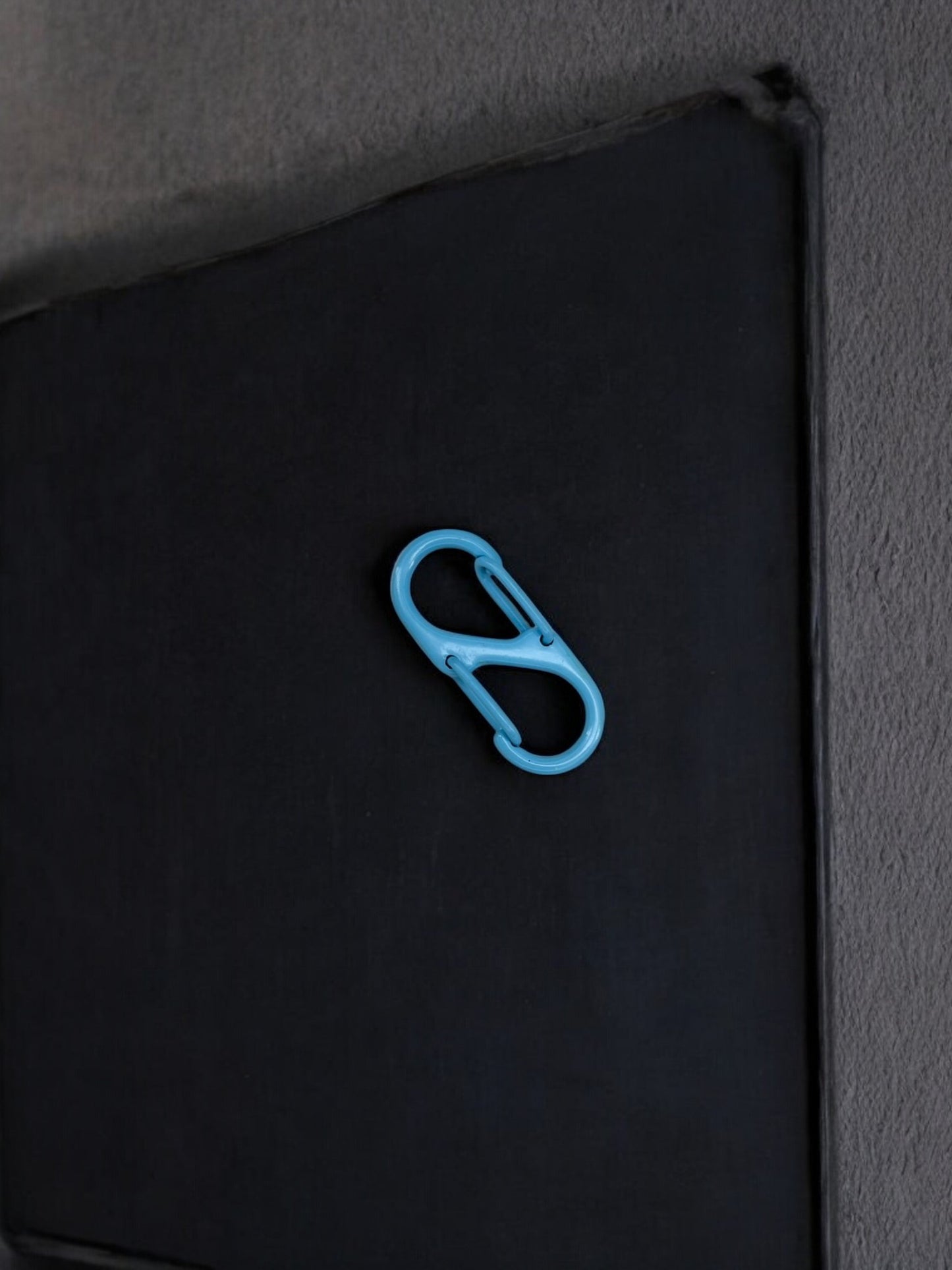 Petit mousqueton sécurité bleu turquoise