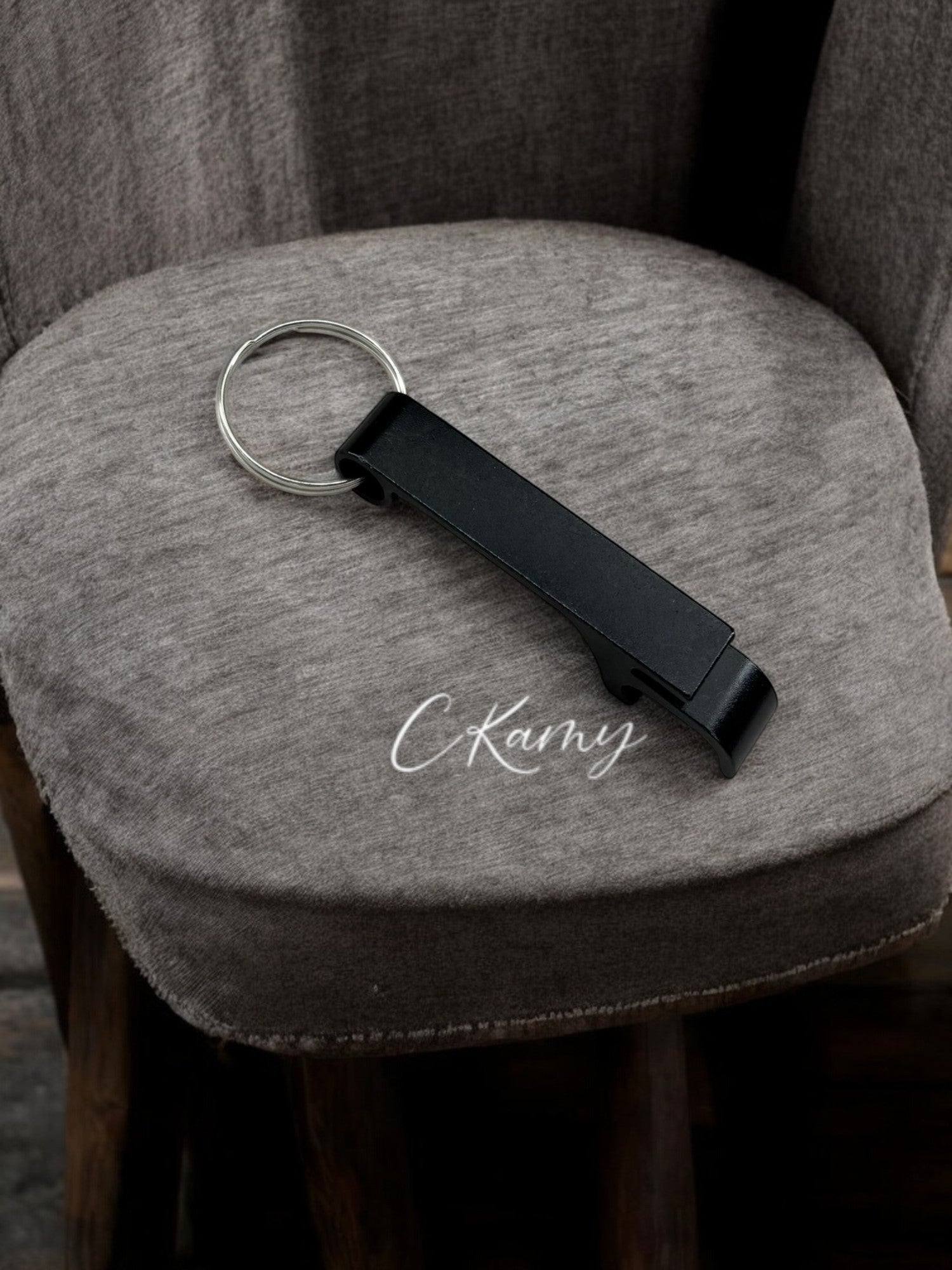 Porte clé décapsuleur noir