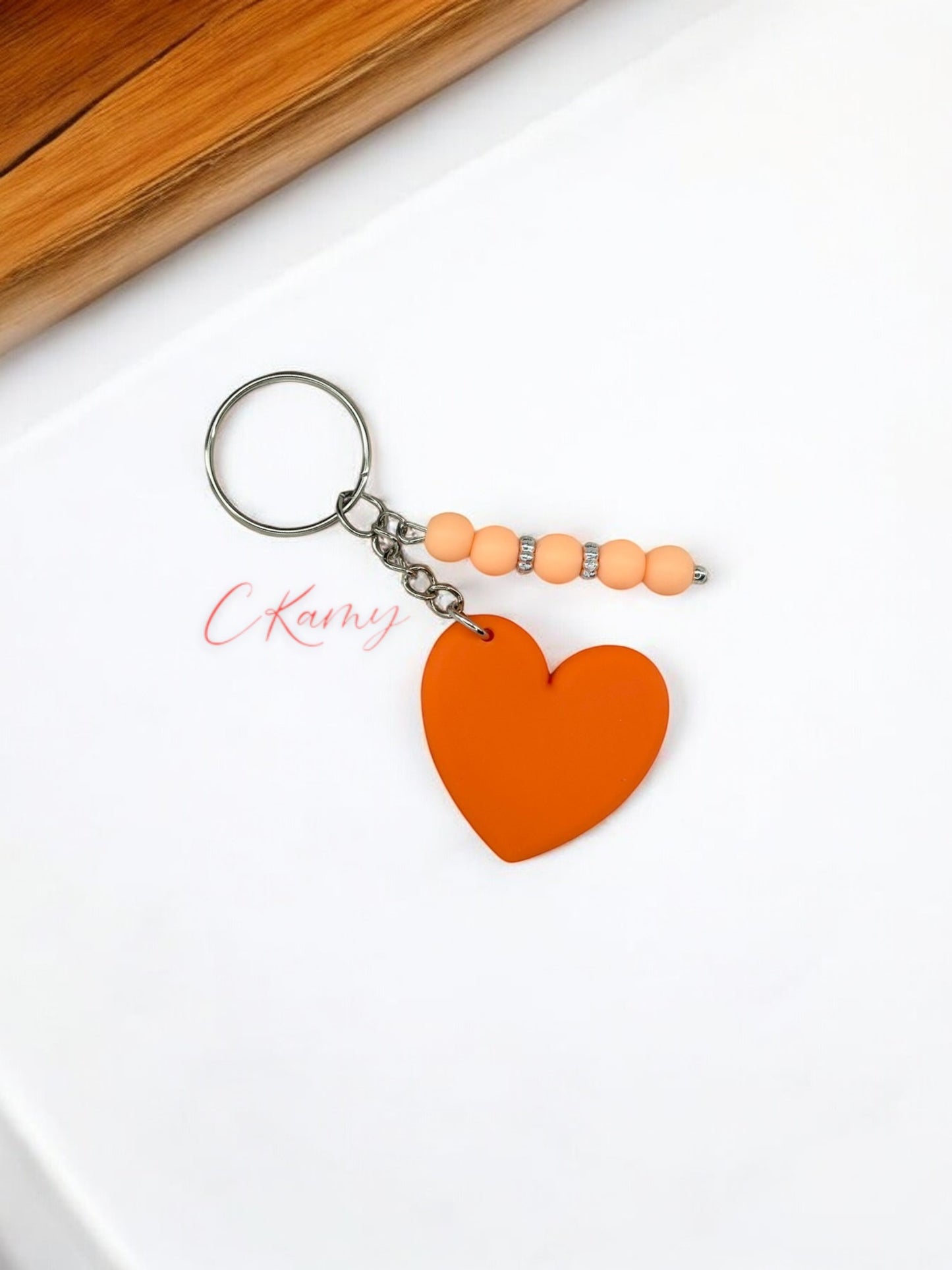 Porte clé personnalisé coeur silicone orange