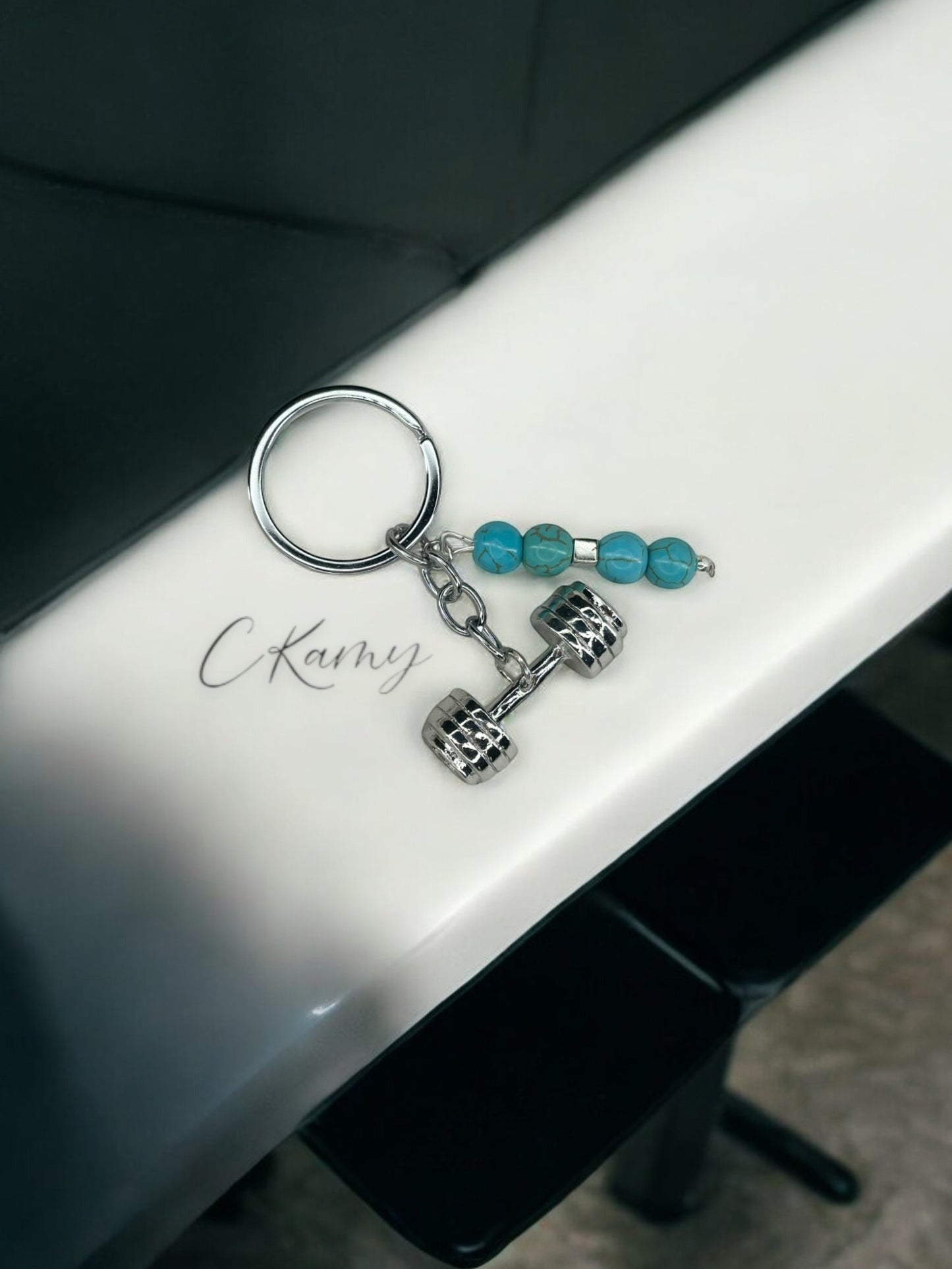 Porte clé personnalisé haltère argent bleu