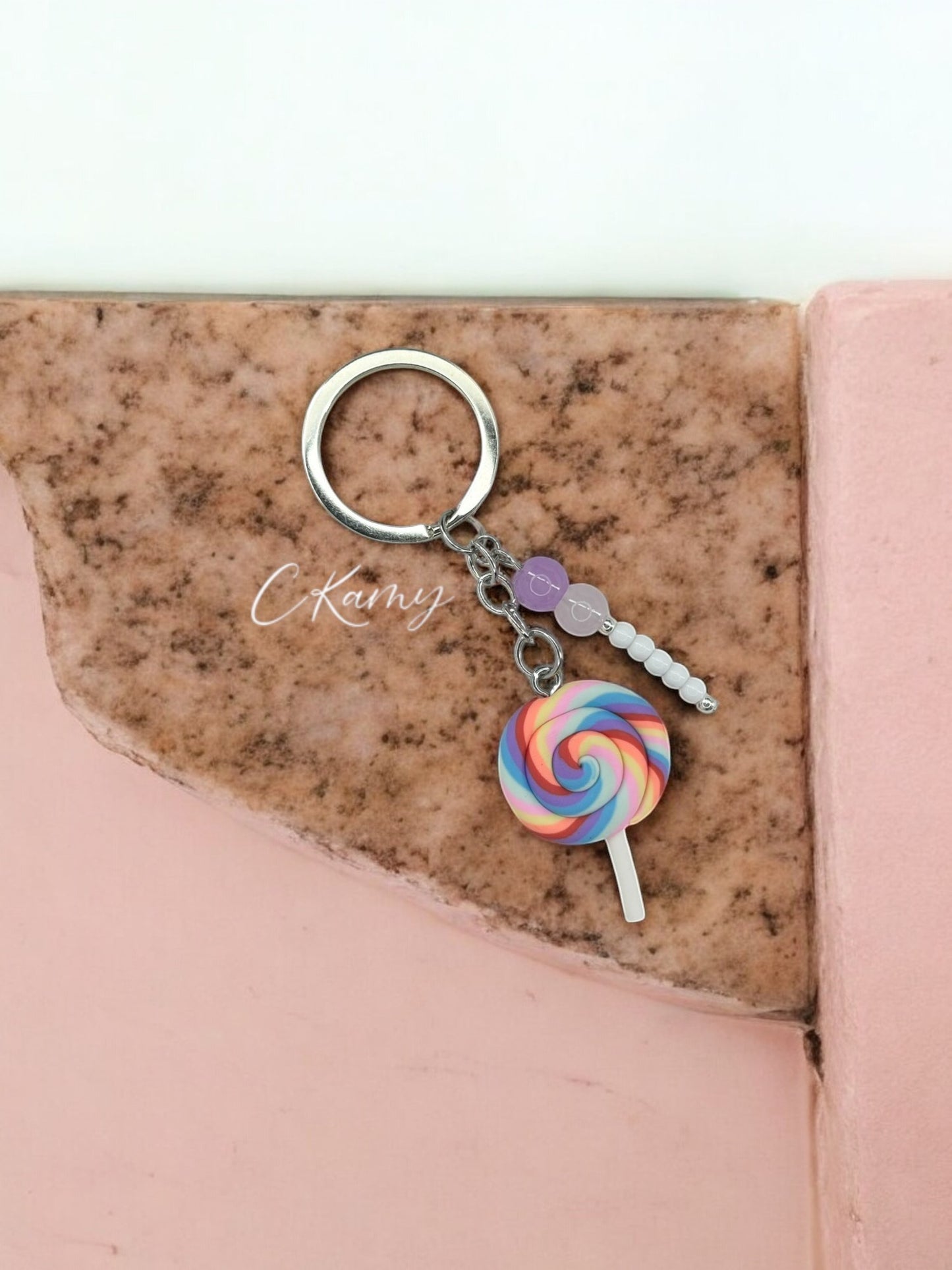 Porte clé personnalisé sucette violet anneau rond