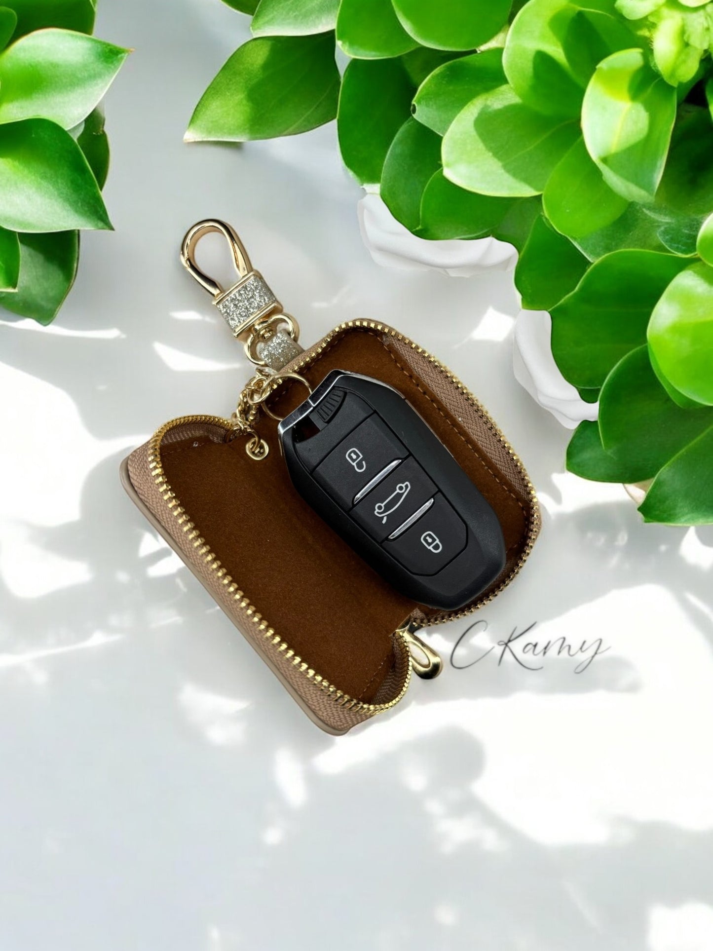 Porte clé pochette pour clé de voiture argent à paillettes doré