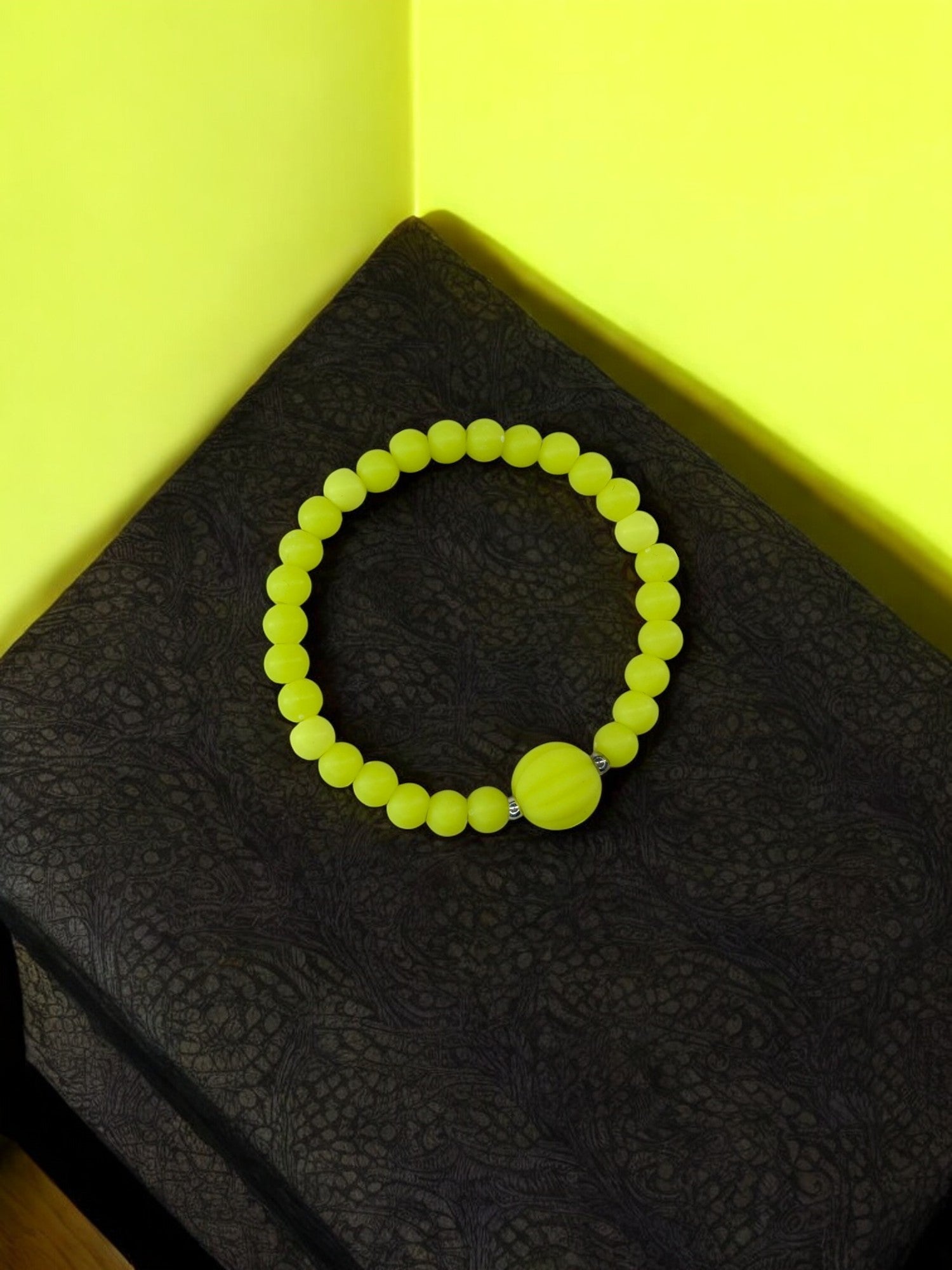Bracelet enfant citrouille perles jaune