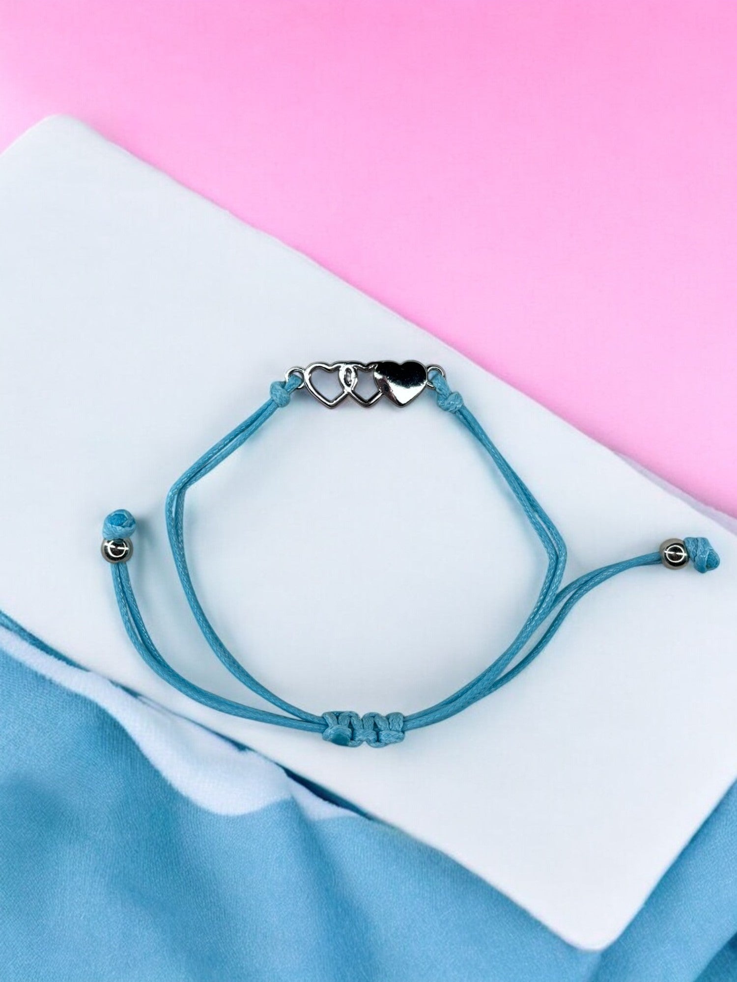 Bracelet enfant cordon 3 coeur bleu