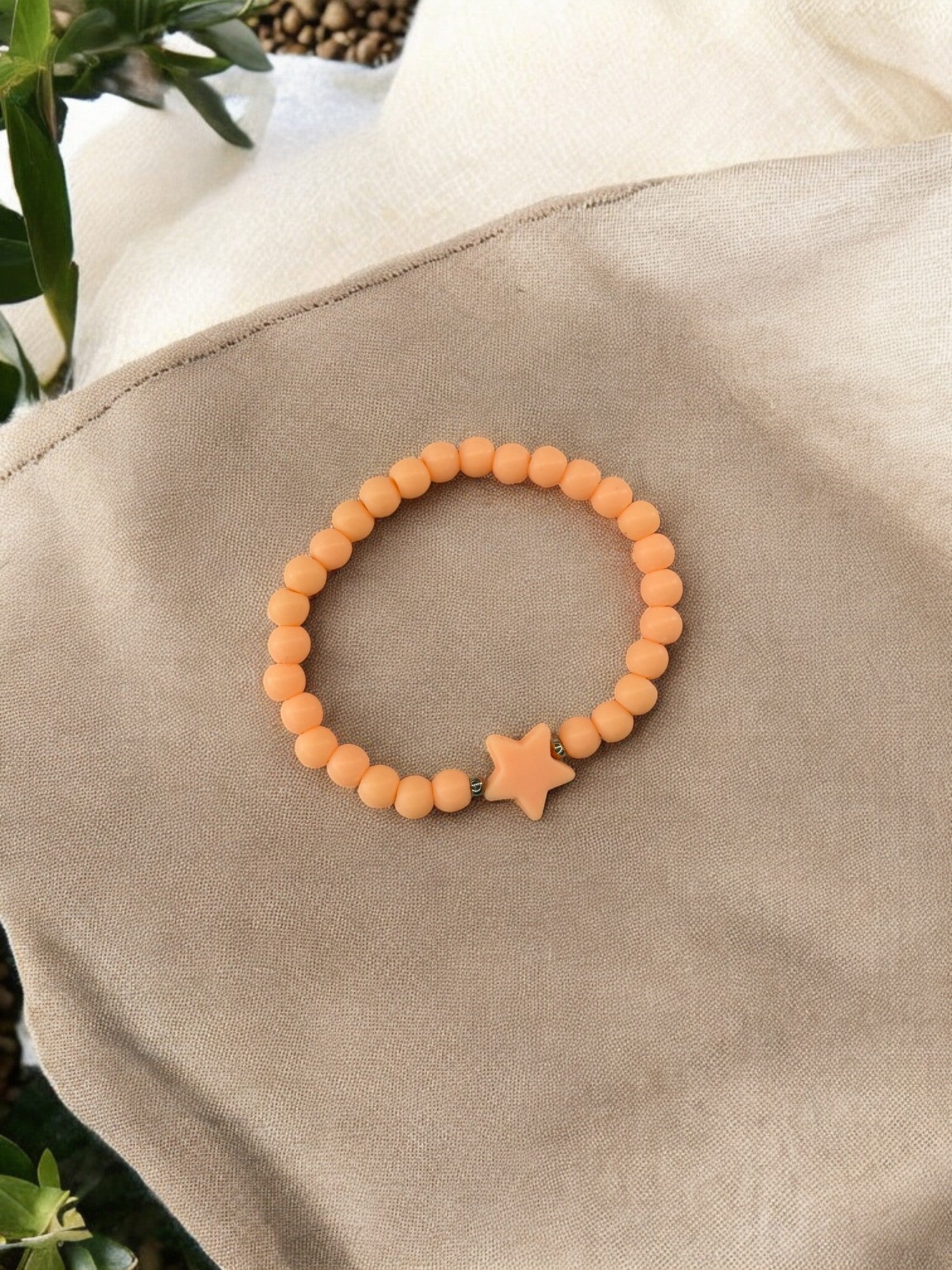 Bracelet enfant étoile perles orange