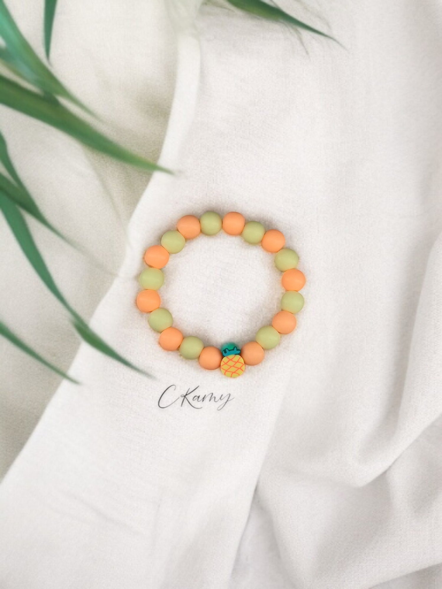 Bracelet enfant fruits ananas perles jaune orange