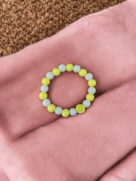 Bracelet enfant mélange perles jaune blanc citron