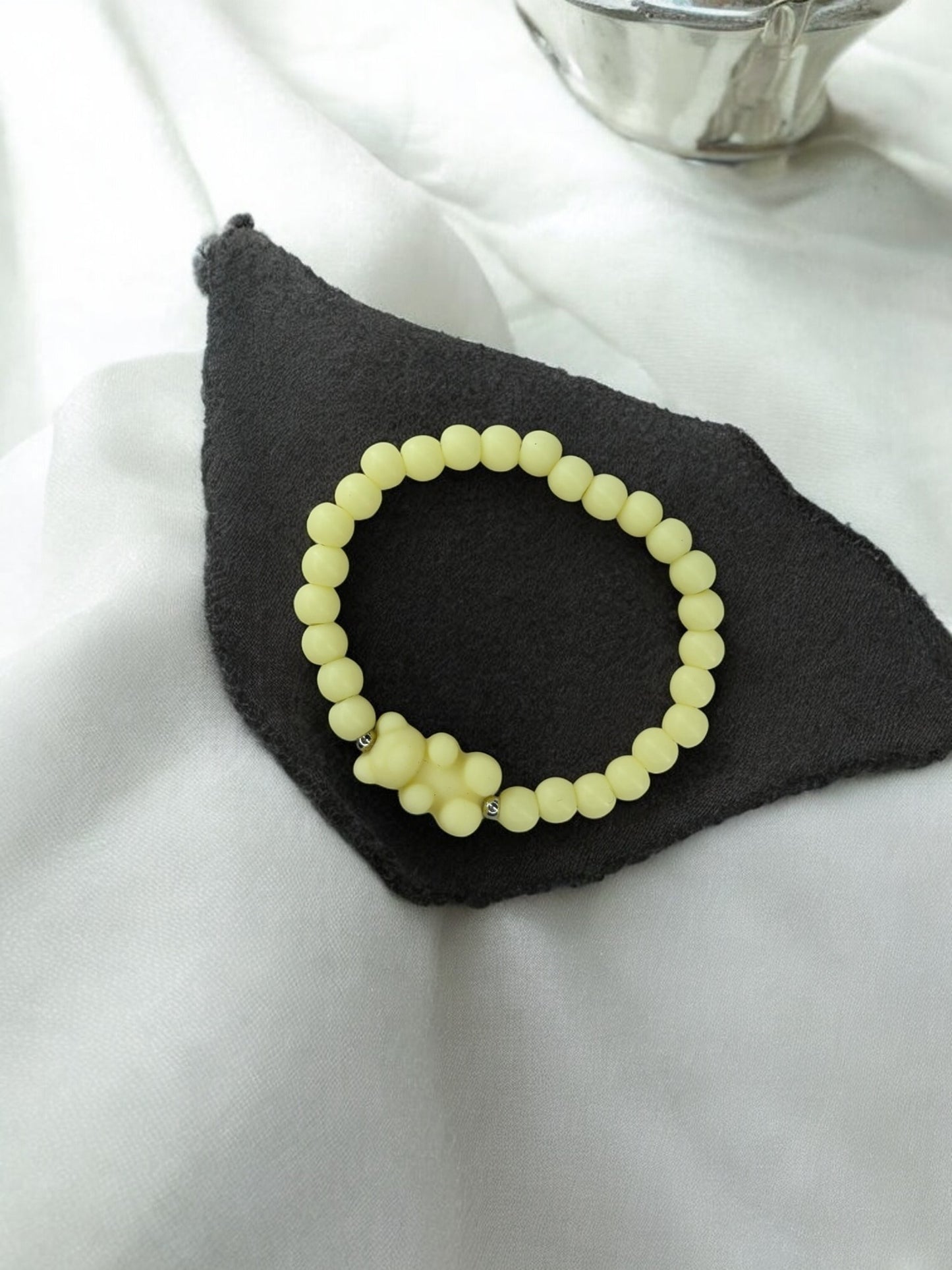 Bracelet enfant nounours perles jaune clair