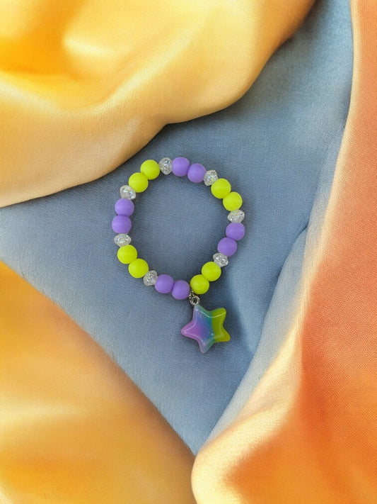 Bracelet enfant perles jaune violet brillant