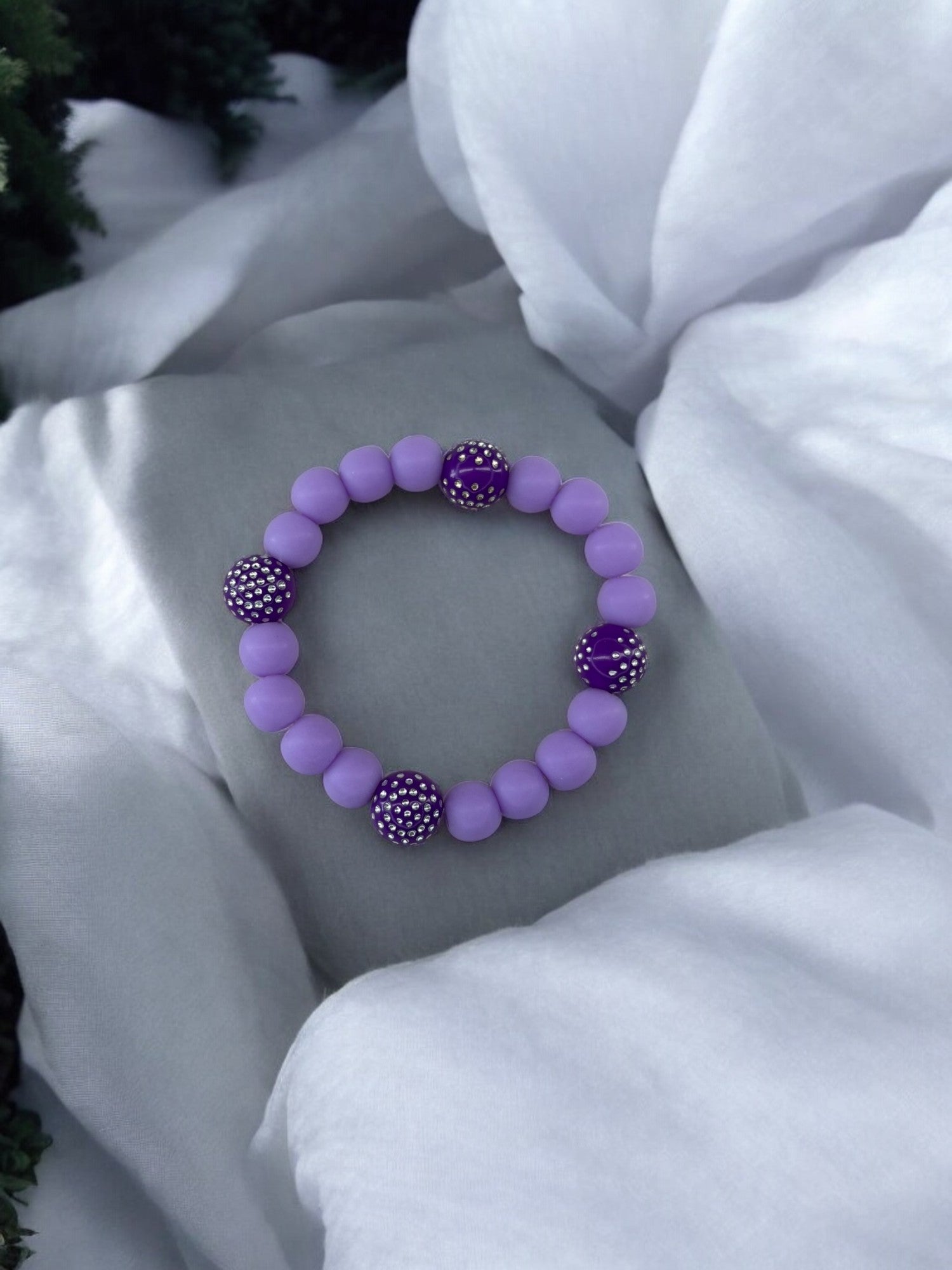 Bracelet enfant perles strassées violet