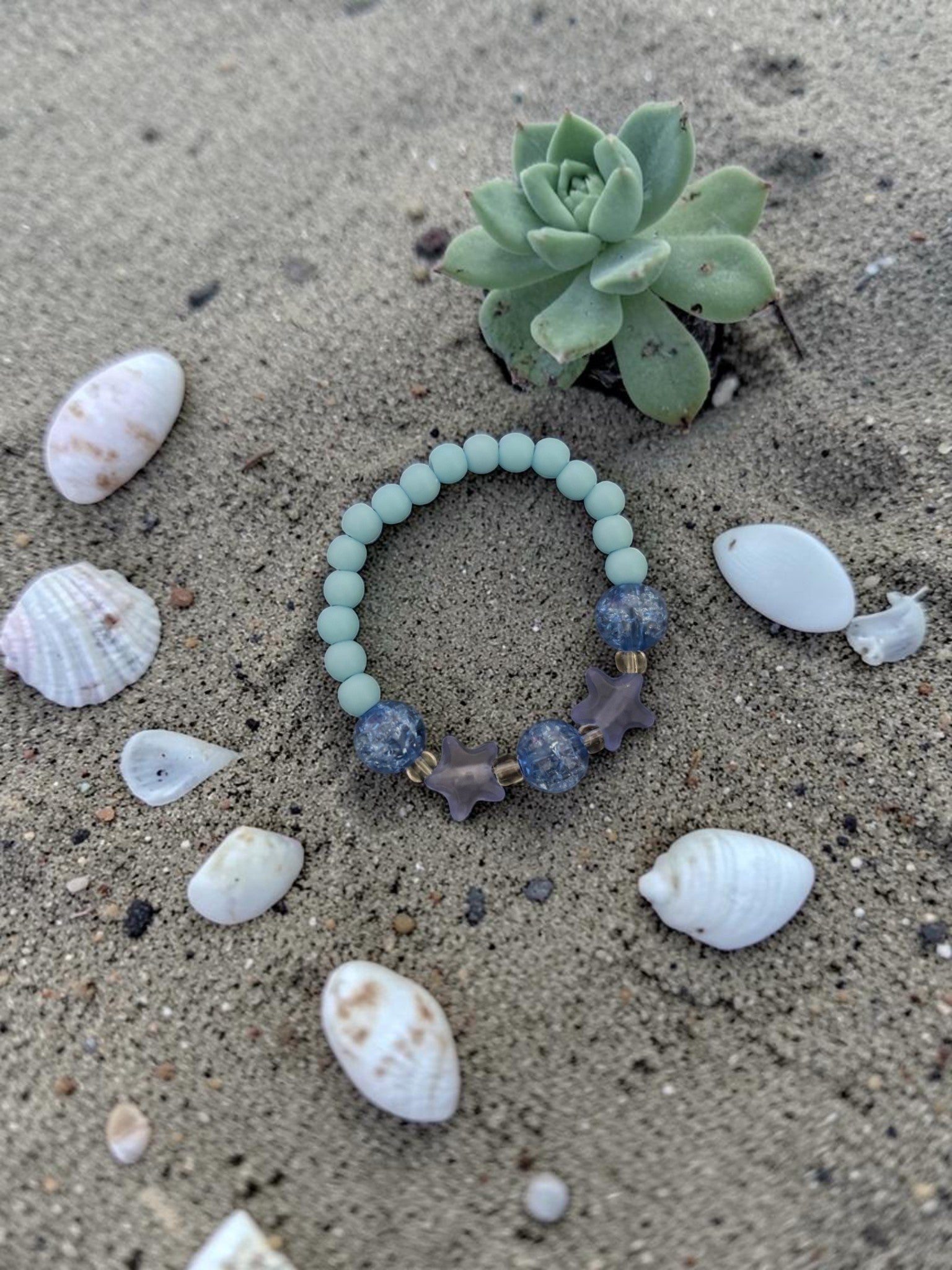 Bracelet enfant petites étoiles bleu foncé craquelé