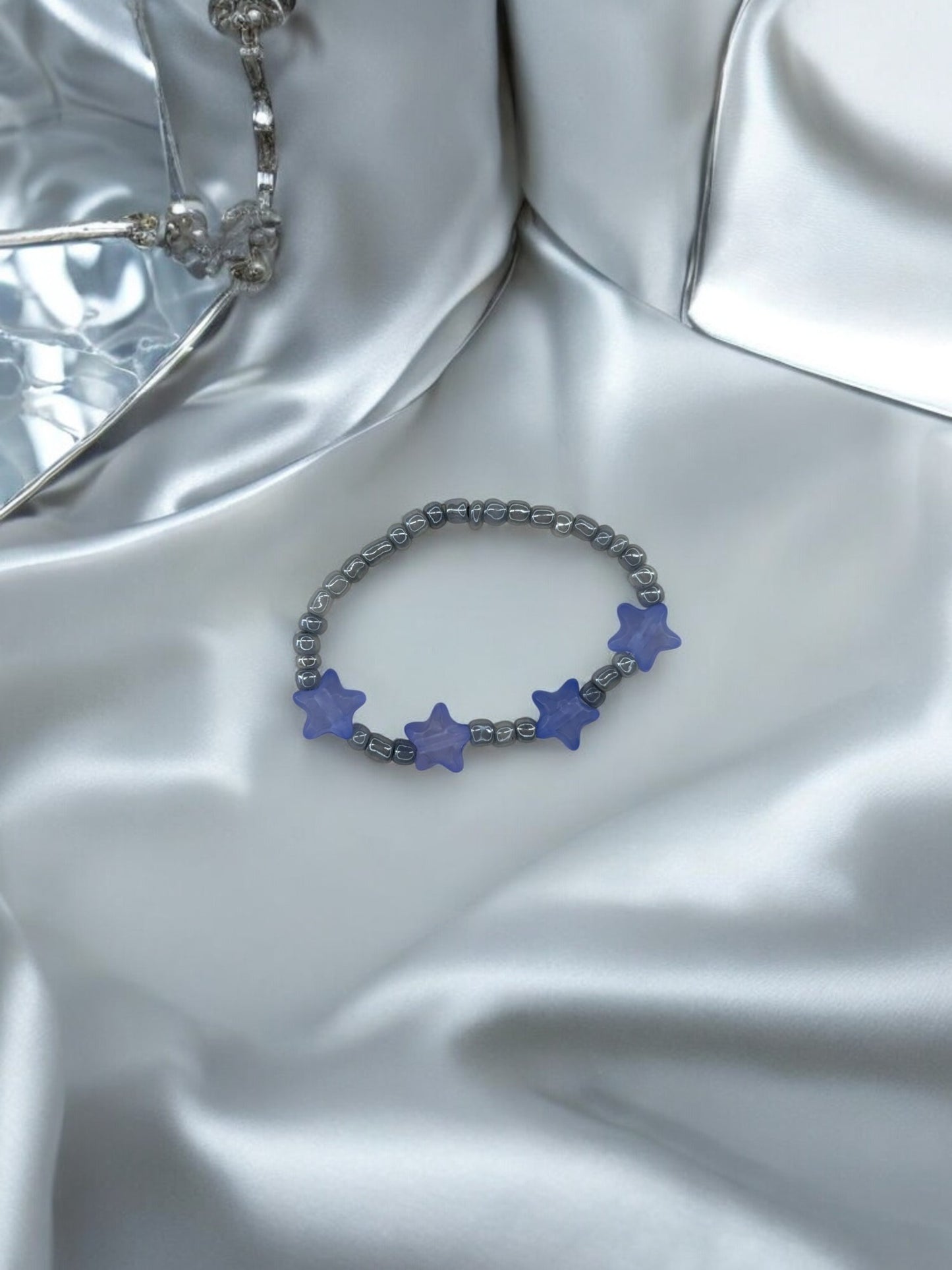 Bracelet enfant petites étoiles bleu foncé gris