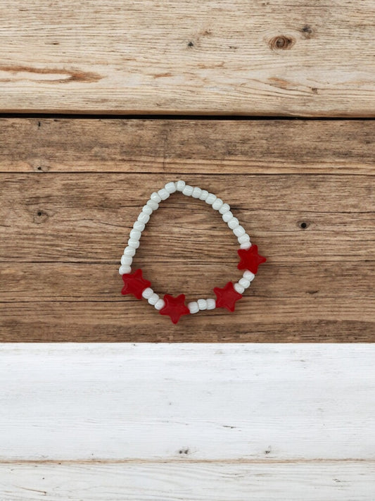 Bracelet enfant petites étoiles rouge blanc