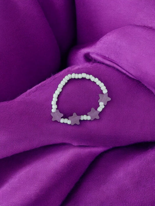 Bracelet enfant petites étoiles violet blanc