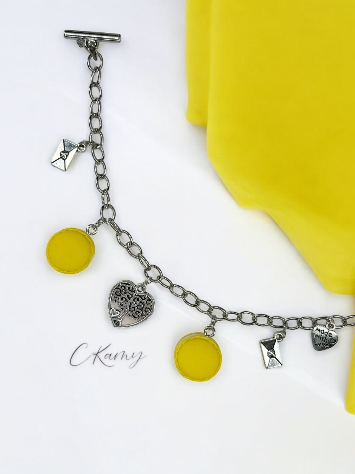 Bracelet femme chaîne macaron jaune