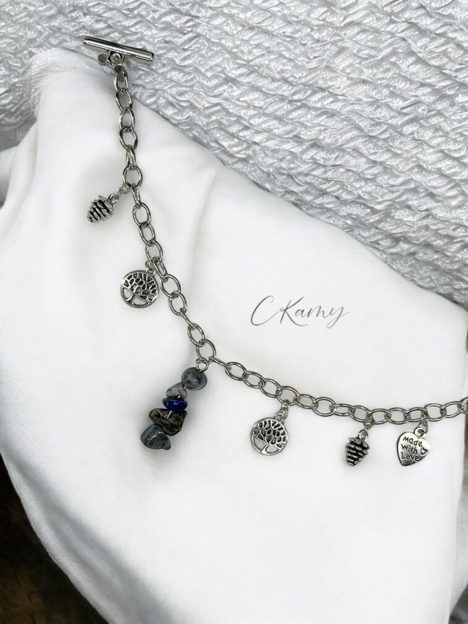 Bracelet femme chaîne pierre bleu foncé