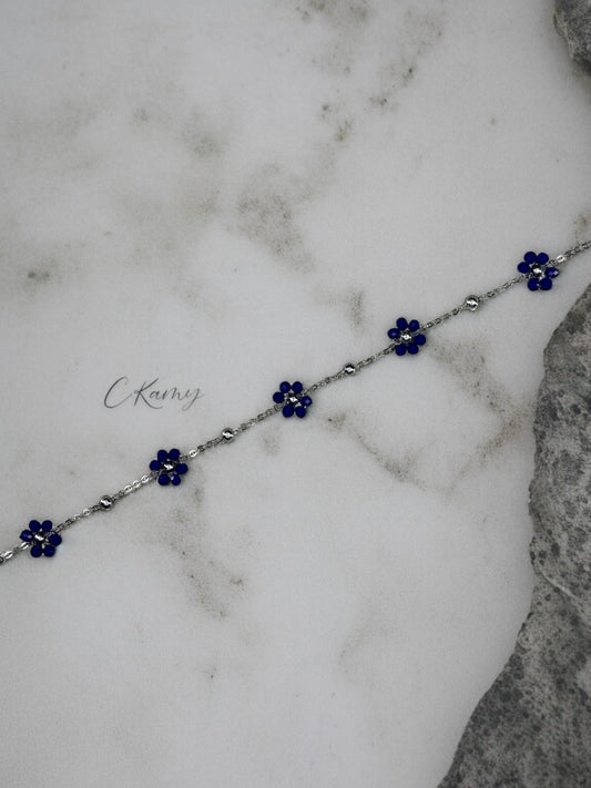 Bracelet femme chaînette argent fleurs bleu foncé