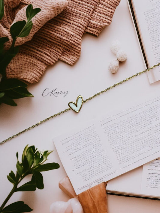 Bracelet femme chaînette doré coeur blanc