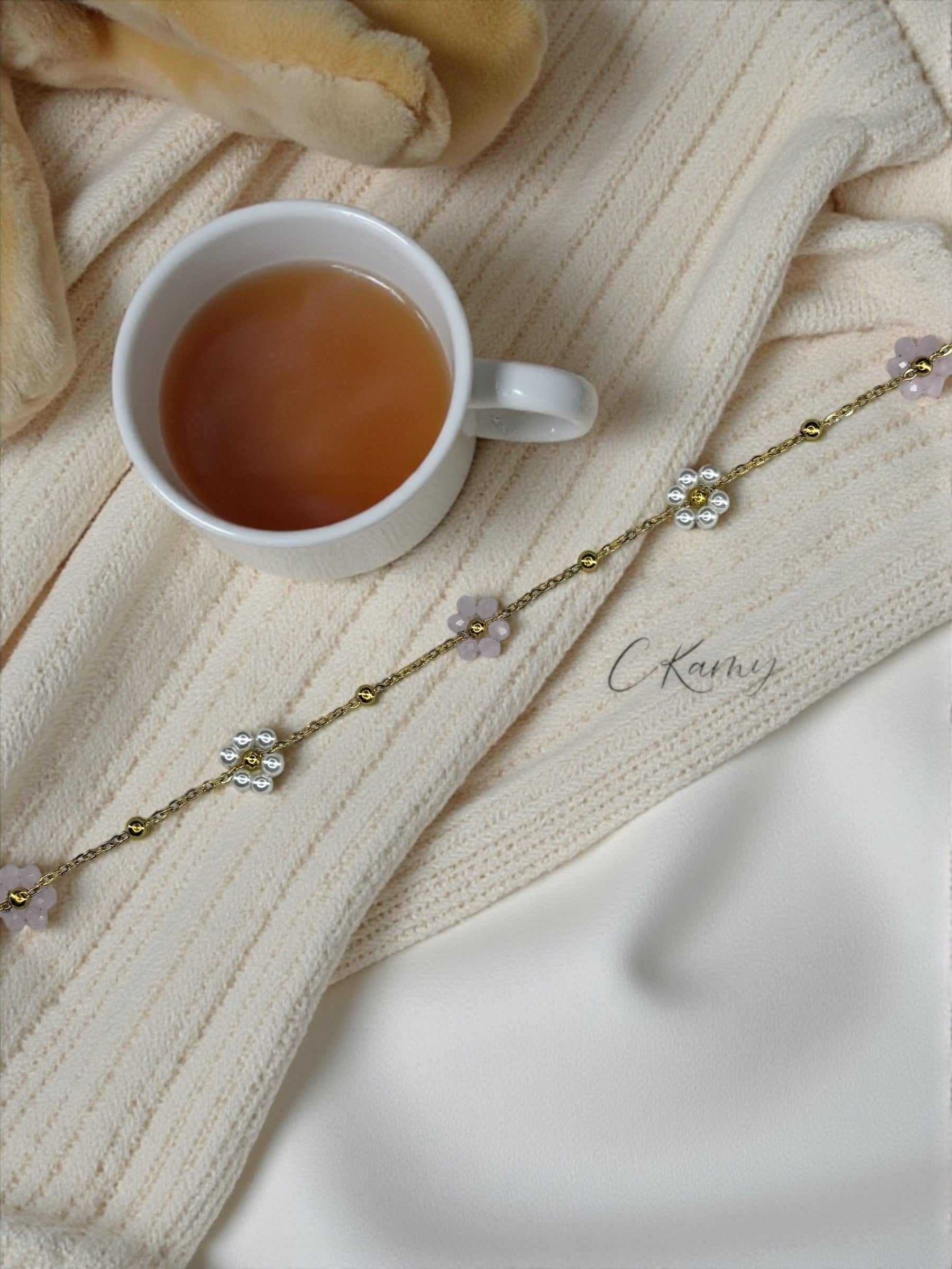 Bracelet femme chaînette doré fleurs blanc rose