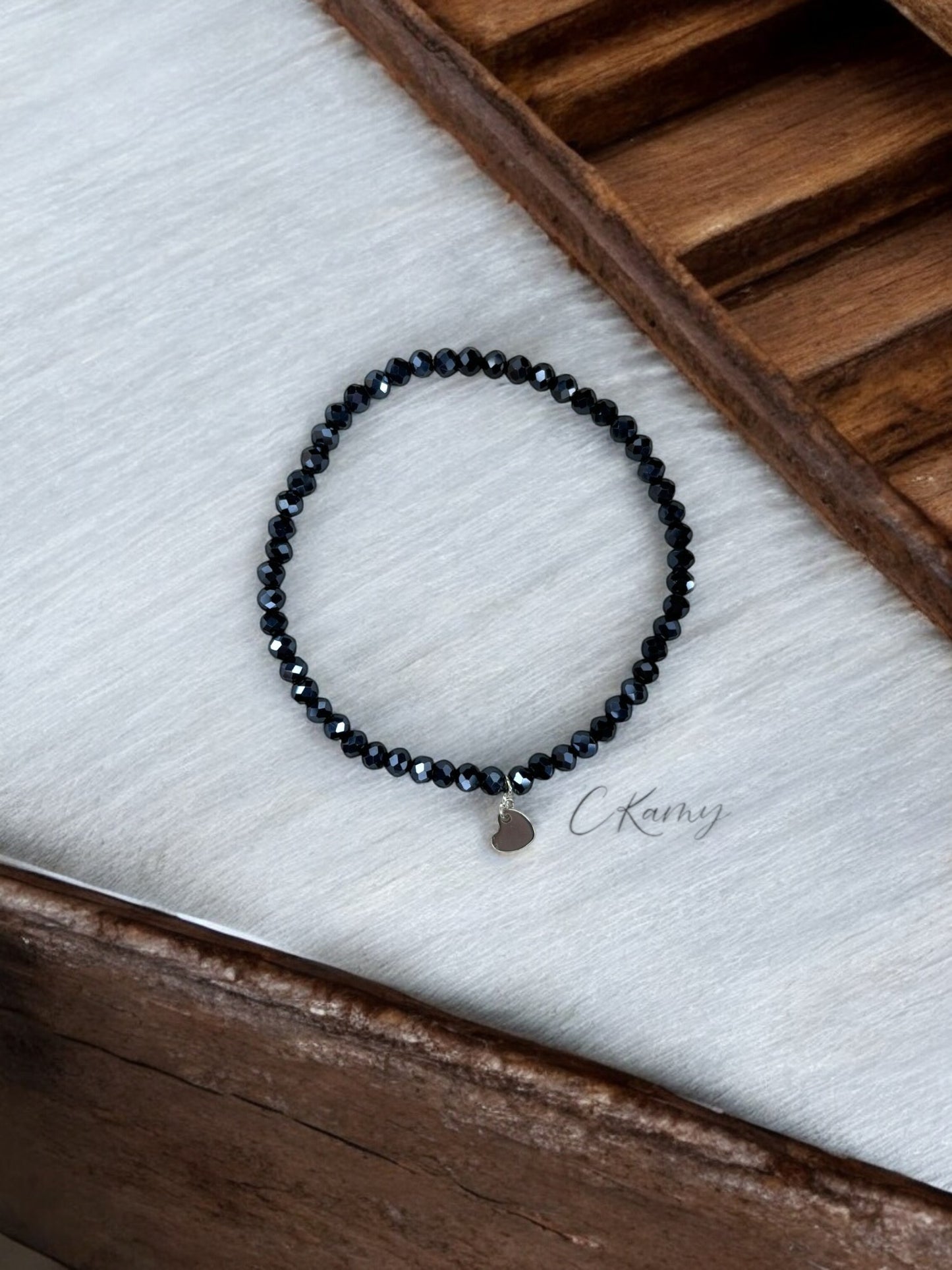 Bracelet femme coeur argent facettes 4mm bleu marine