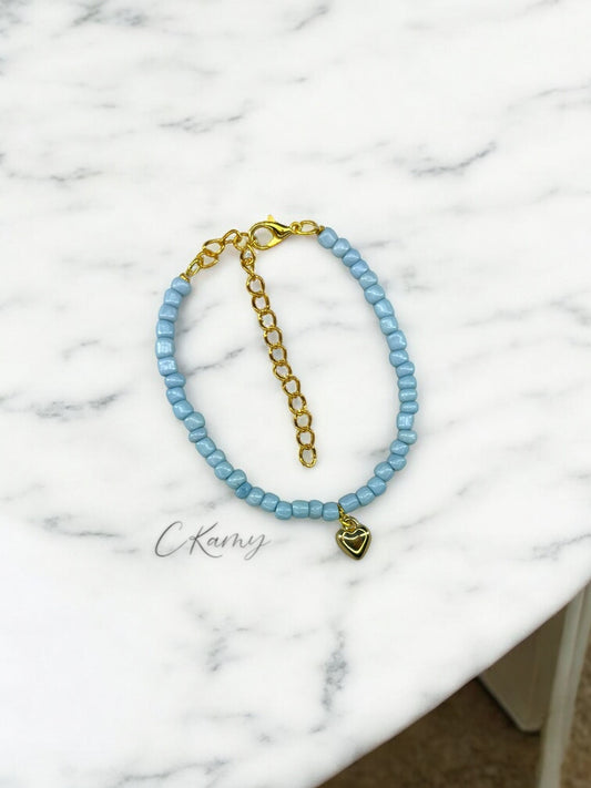 Bracelet femme coeur bombé rocaille bleu clair