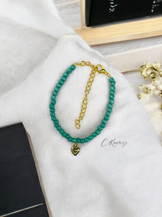 Bracelet femme coeur bombé rocaille bleu vert