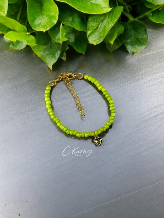 Bracelet femme coeur bombé rocaille vert clair