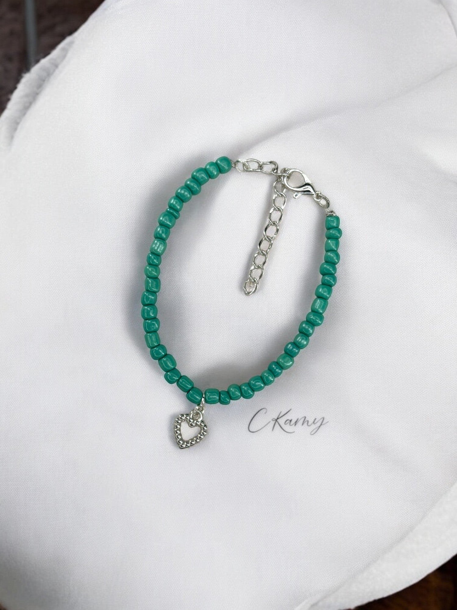 Bracelet femme coeur perlé rocaille bleu vert