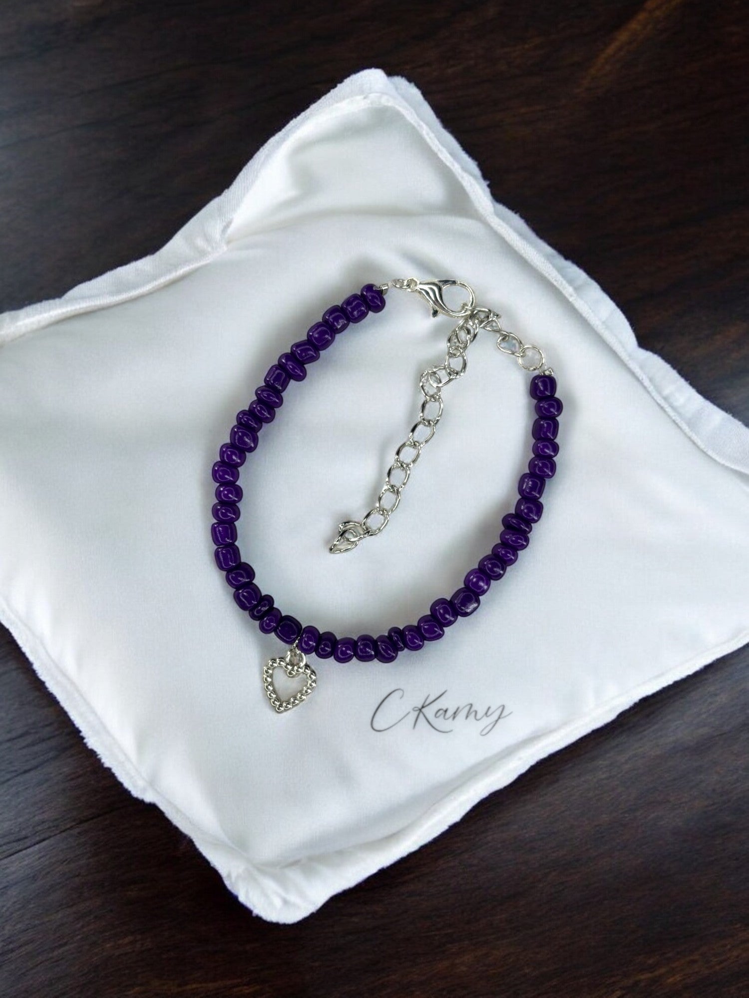 Bracelet femme coeur perlé rocaille violet foncé